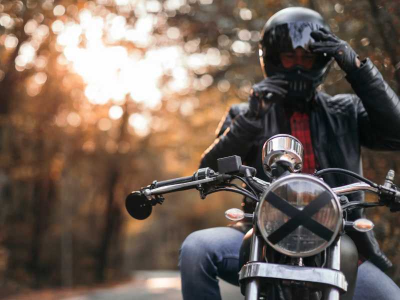 kacige za motor