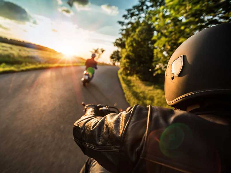 moto oprema je specijalizirana zaštitna odjeća i dodaci